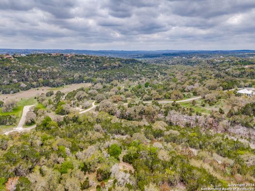 192 Macaw Ln, Spring Branch, TX, 78070-5349 | Card Image