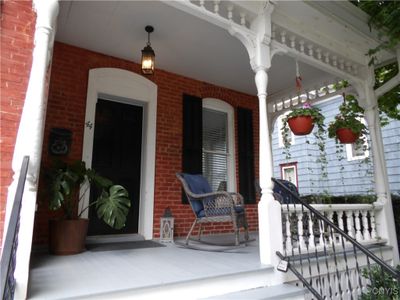 Covered front porch | Image 3