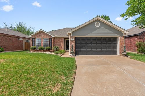 226 Claris Ln, Georgetown, TX, 78626-1947 | Card Image
