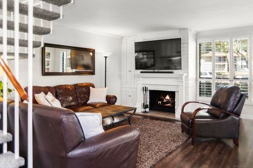 5995 Caminito Yucatan, San Diego, CA, 92108-2435 | Card Image