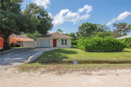 2225 86th Drive, Vero Beach, FL, 32966 | Card Image