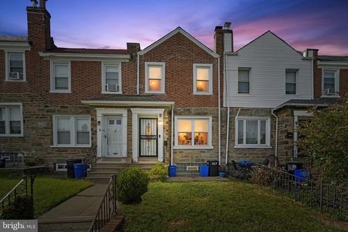 1827 E Pastorius St, PHILADELPHIA, PA, 19138-1203 | Card Image