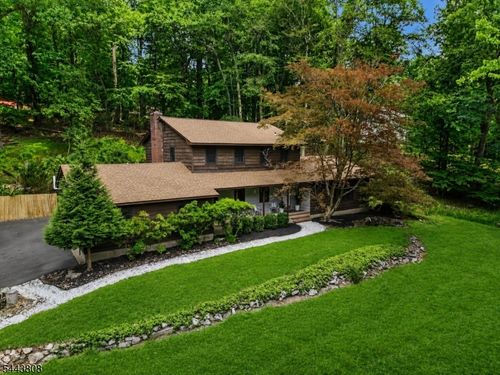 32 Cherryville Hollow Rd, FLEMINGTON, NJ, 08822-5526 | Card Image