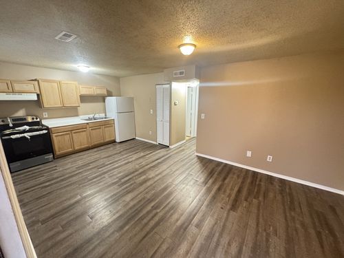 apt-e2-1523 Yager Rd, McMinnville, TN, 37110-5944 | Card Image