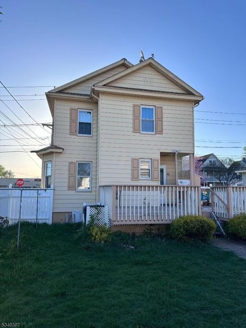 124 Lakeview Ave, South Plainfield, NJ, 07080-3429 | Card Image