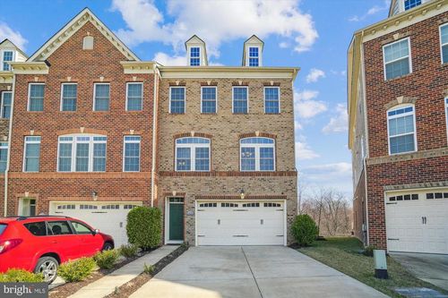 5435 Stream Bank Ln, GREENBELT, MD, 20770-4098 | Card Image