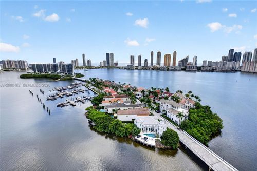 2104-6000 Island Blvd, Aventura, FL, 33160-3789 | Card Image