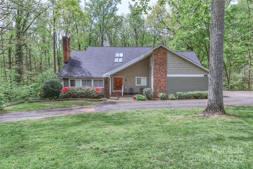 512 Saint Cloud Dr, Statesville, NC, 28625-4642 | Card Image