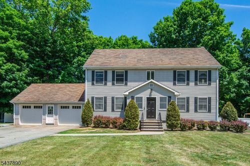 13 Greenhut Ave, Randolph, NJ, 07869-3461 | Card Image