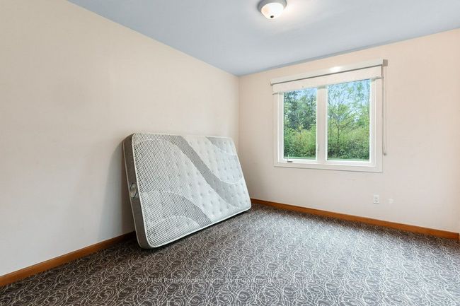 1080 Queens Line Rd, House other with 3 bedrooms, 1 bathrooms and 6 parking in Minden Hills ON | Image 22
