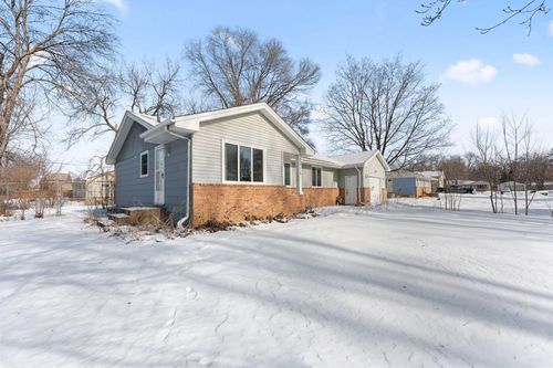 6816 75th Ave N, Brooklyn Park, MN, 55428-1317 | Card Image