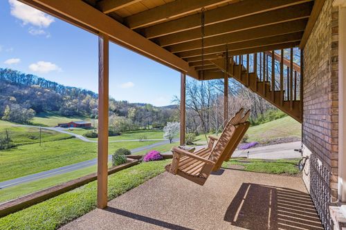 5005 Campbellsville Pike, Culleoka, TN, 38451-2076 | Card Image