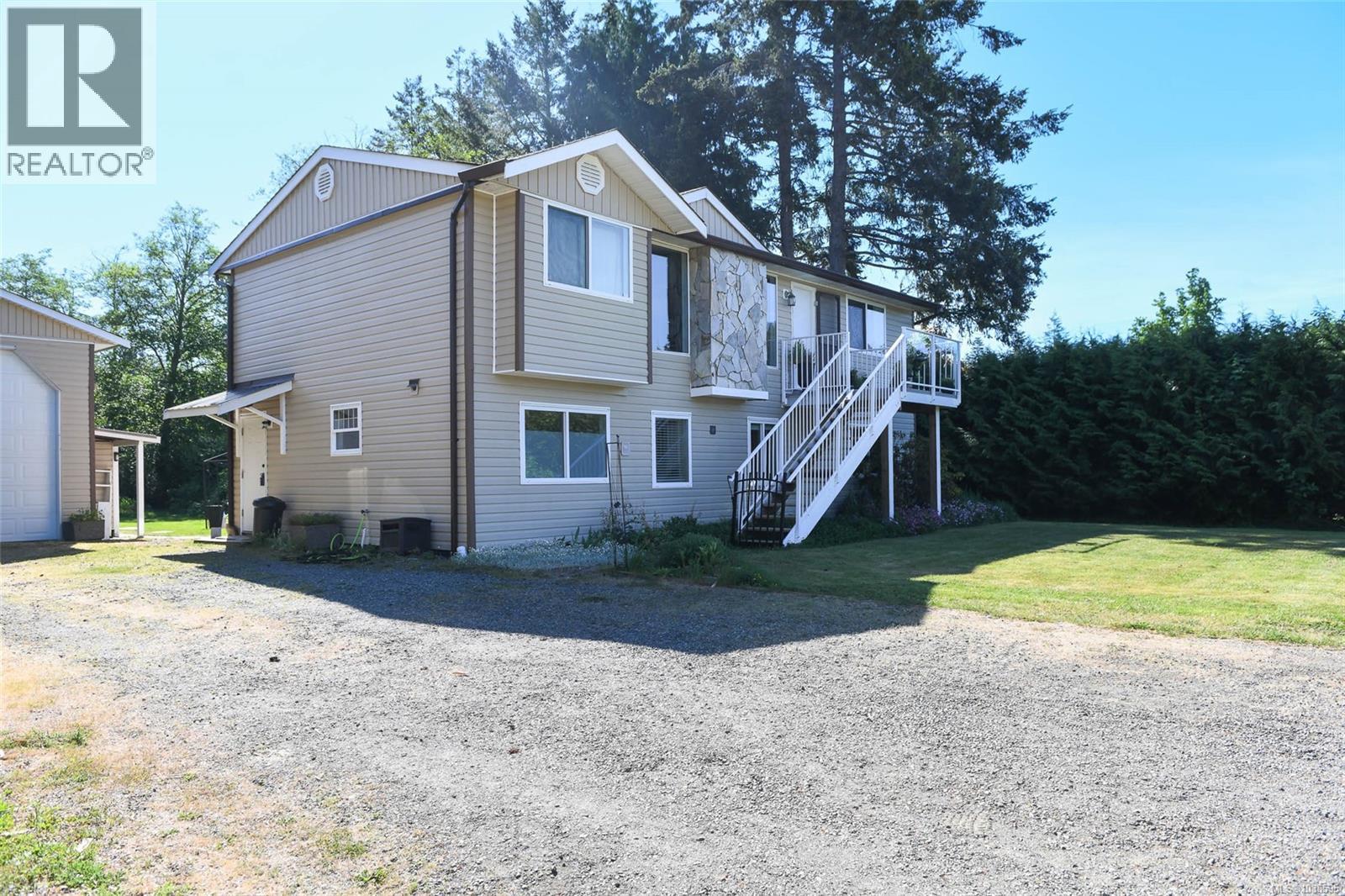 Residential in Comox 2