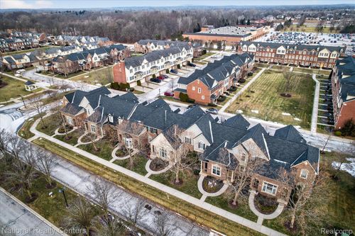 45707 N Stonewood Rd, Canton, MI, 48187-6628 | Card Image