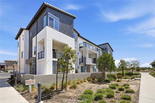 158 Restore, Irvine, CA, 92618-1461 | Card Image