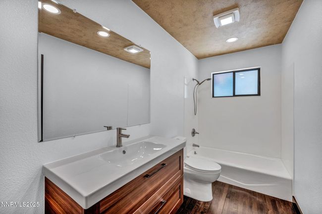 638 N Martin Dr, House other with 7 bedrooms, 6 bathrooms and 5 parking in Zephyr Cove NV | Image 31