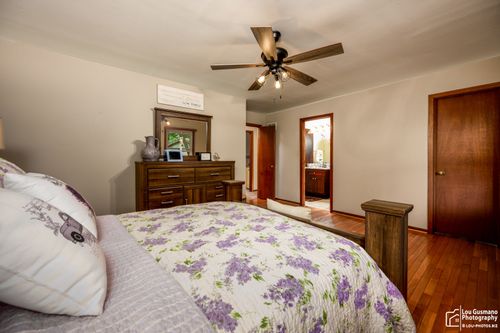 1525-1525 Wedgefield Cir, Naperville, IL, 60563-6303 | Card Image