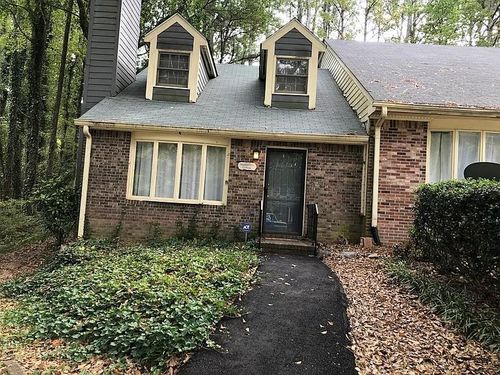 7090 Williamsburg Dr, Riverdale, GA, 30274-3314 | Card Image