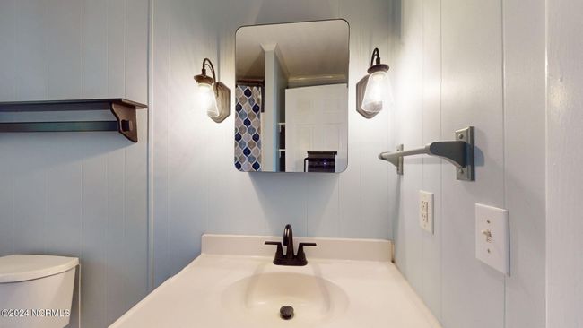 109 Yaupon Dr, Home with 2 bedrooms, 1 bathrooms and null parking in Emerald Isle NC | Image 22