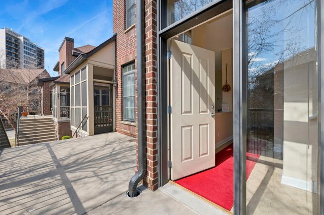 831 River Mews Ct, Townhouse with 4 bedrooms, 4 bathrooms and null parking in Minneapolis MN | Image 5
