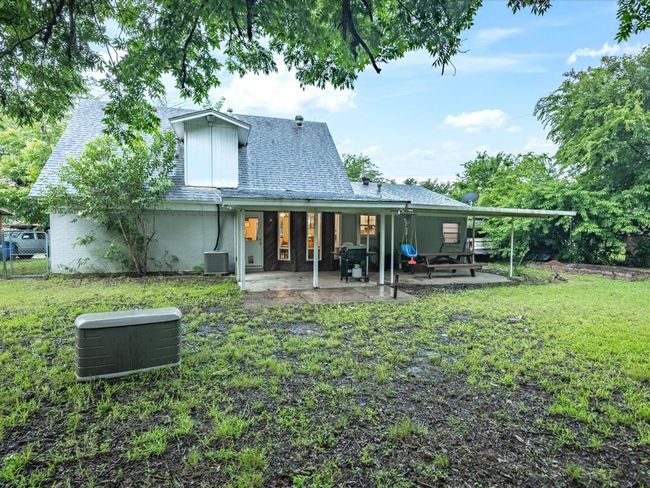 536 Nathan St, House other with 4 bedrooms, 2 bathrooms and null parking in Burleson TX | Image 25