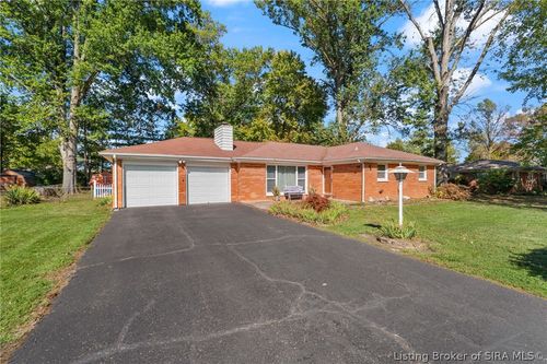 1505 Emerald Dr, Sellersburg, IN, 47172-1913 | Card Image