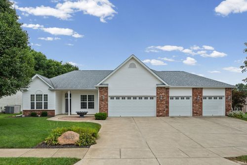 4002 Regal Valley Dr, Lafayette, IN, 47909-8052 | Card Image