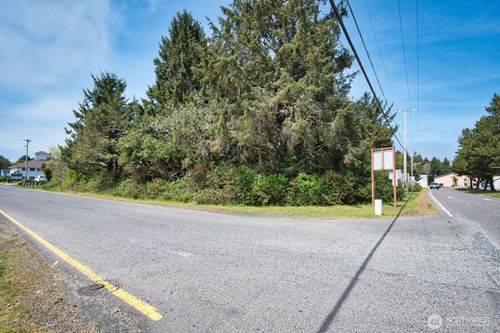 899 Ocean Shores Blvd Nw, Ocean Shores, WA, 98569-9117 | Card Image