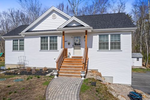 7 Crickett Lane, Biddeford, ME, 04005 | Card Image