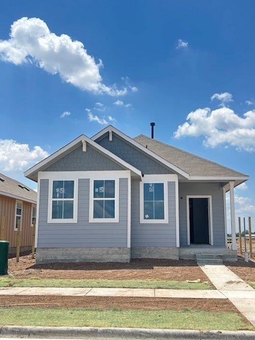 2971 Winding Creek Rd, Kyle, TX, 78640-2852 | Card Image