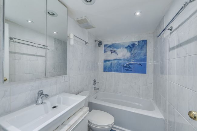 APT-2A - 4524 Kings Walk Dr, Condo with 2 bedrooms, 2 bathrooms and 2 parking in Rolling Meadows IL | Image 17