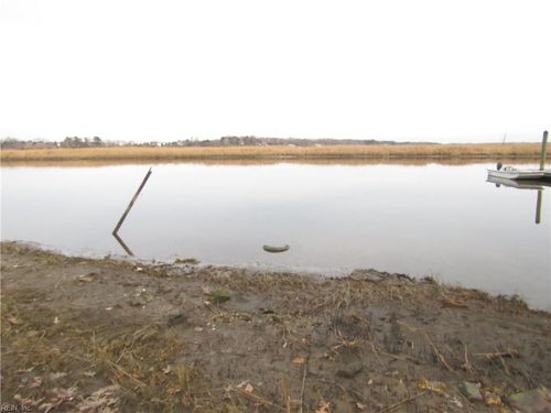 403 S Church St, Smithfield, VA, 23430-1703 | Card Image