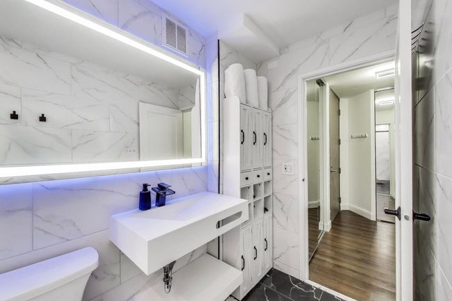 APT-3705 - 3660 N Lake Shore Dr, Condo with 1 bedrooms, 1 bathrooms and 1 parking in Chicago IL | Image 11