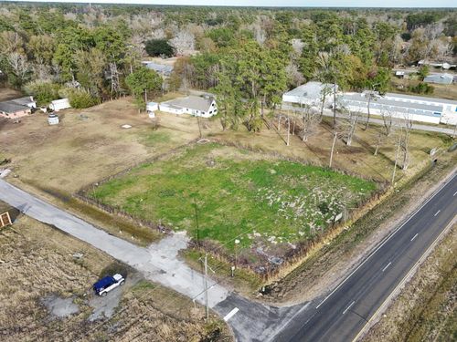 18634 Ih 10, Vidor, TX, 77662-2390 | Card Image