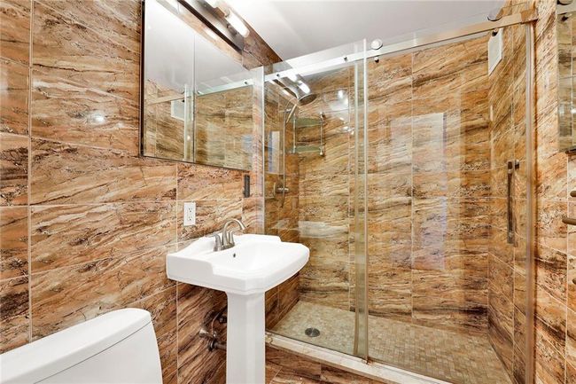 APT-2E - 1625 Emmons Ave, Home with 1 bedrooms, 1 bathrooms and null parking in Brooklyn NY | Image 6