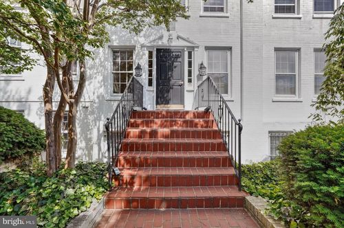 208-11 2nd St Ne, WASHINGTON, DC, 20002-7398 | Card Image