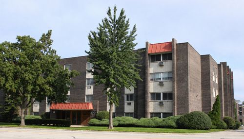 110-4700 Old Orchard Rd, Skokie, IL, 60076-1019 | Card Image