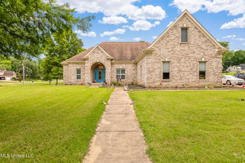 4343 Sharon Dr, Horn Lake, MS, 38637-7730 | Card Image