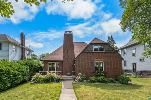 4214 Robinson St, Duluth, MN, 55804-2112 | Card Image
