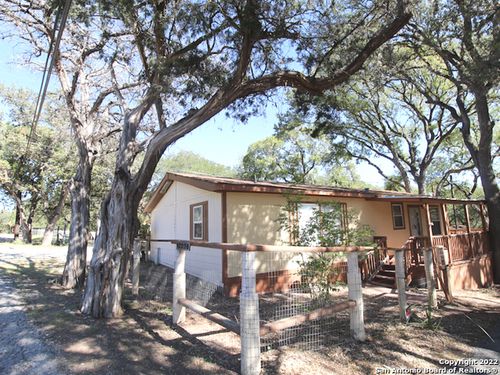 b-12095 Park Road 37, Lakehills, TX, 78063-6726 | Card Image