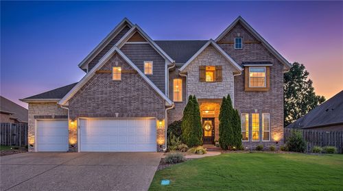 3724 N Jules Verne Ave, Fayetteville, AR, 72704-7565 | Card Image