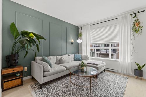 41-20857 77a Ave, Langley, BC, V2Y0W7 | Card Image