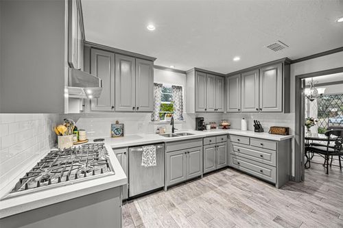 6511 Elmgrove Rd, Spring, TX, 77389-3620 | Card Image