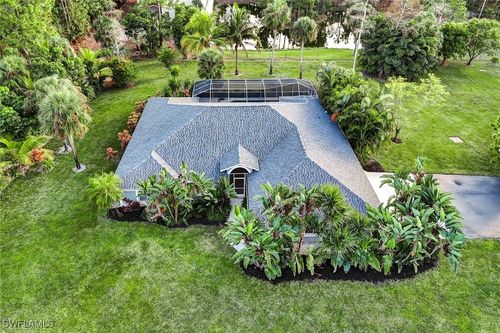 3332 White Blvd, Naples, FL, 34117-4118 | Card Image