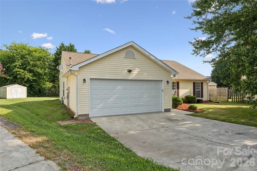 6-13511 Diadem Ct, Charlotte, NC, 28273-4831 | Card Image