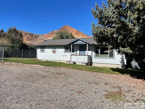 240 E Valley Ave, Challis, ID, 83226 | Card Image