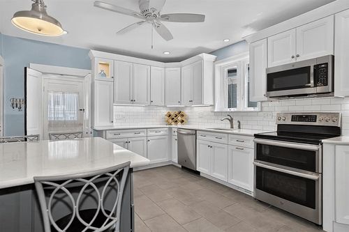 1-73 Commonwealth Ave, Marlborough, MA, 01752-3214 | Card Image