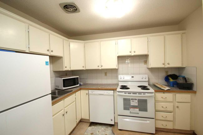 201 - 4405 48 Avenue, Condo with 1 bedrooms, 1 bathrooms and 1 parking in Red Deer AB | Image 8