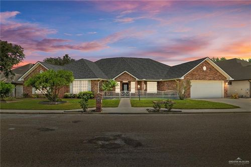 3445 Country Club Dr N, Edinburg, TX, 78542-1523 | Card Image