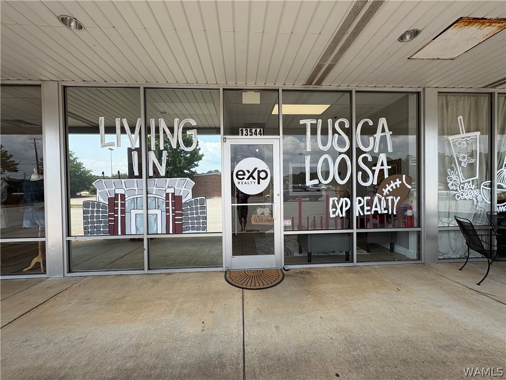 Commercial Lease in Northport 3